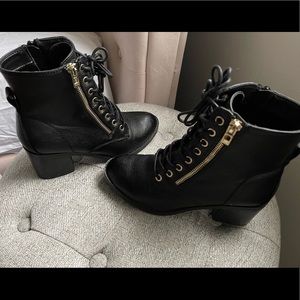 Women’s ankle boots